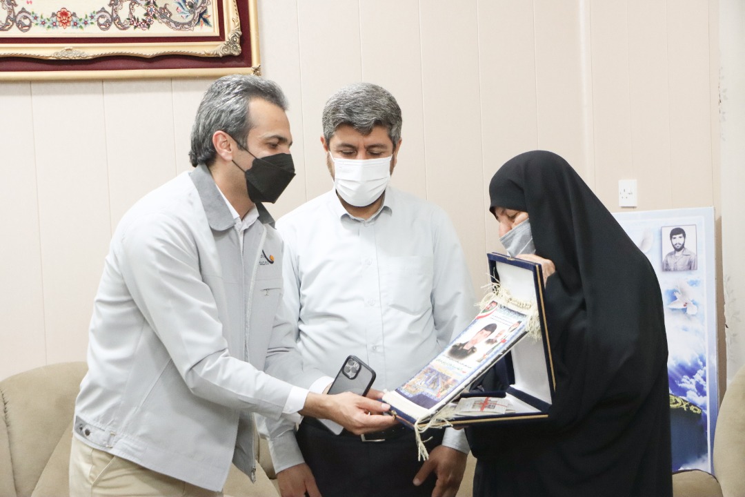 meeting (4) meeting (4)