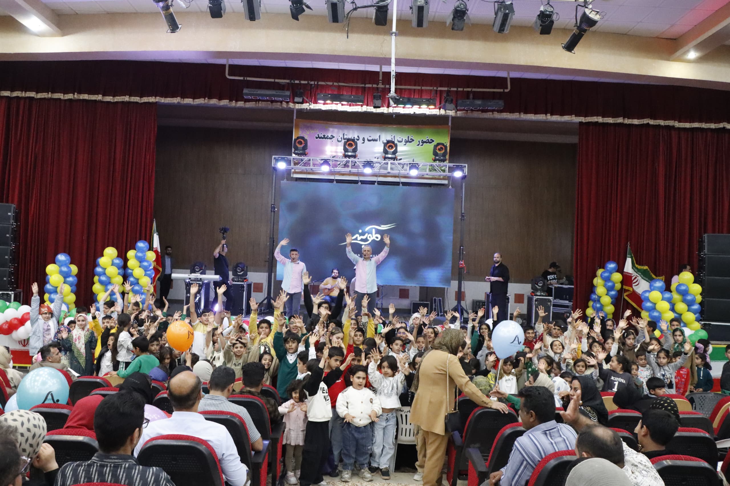 74e13b33-abfc-48f7-b43b-08c0f93491da 74e13b33-abfc-48f7-b43b-08c0f93491da