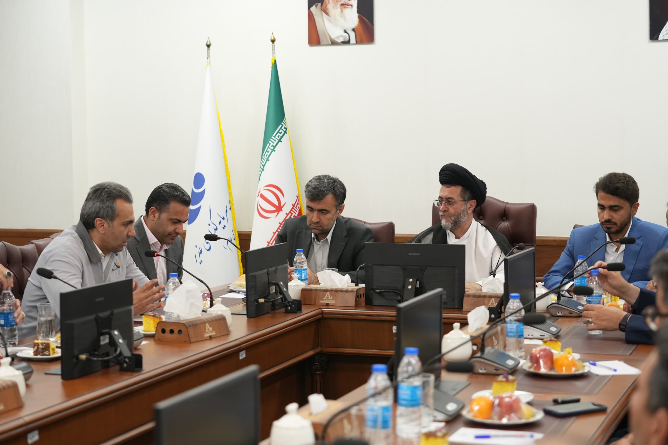 f7281576-0e65-4539-bc2c-297f8649f460